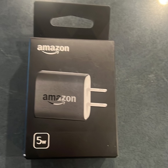New In Box! Amazon Device Charger! - Picture 4 of 9